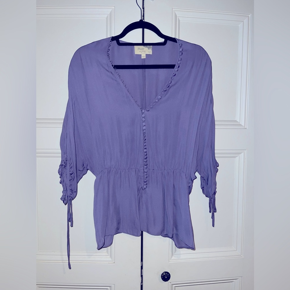 ELIZABETH AND JAMES Silk Purple V Neck Dolman Sleeve Blouse